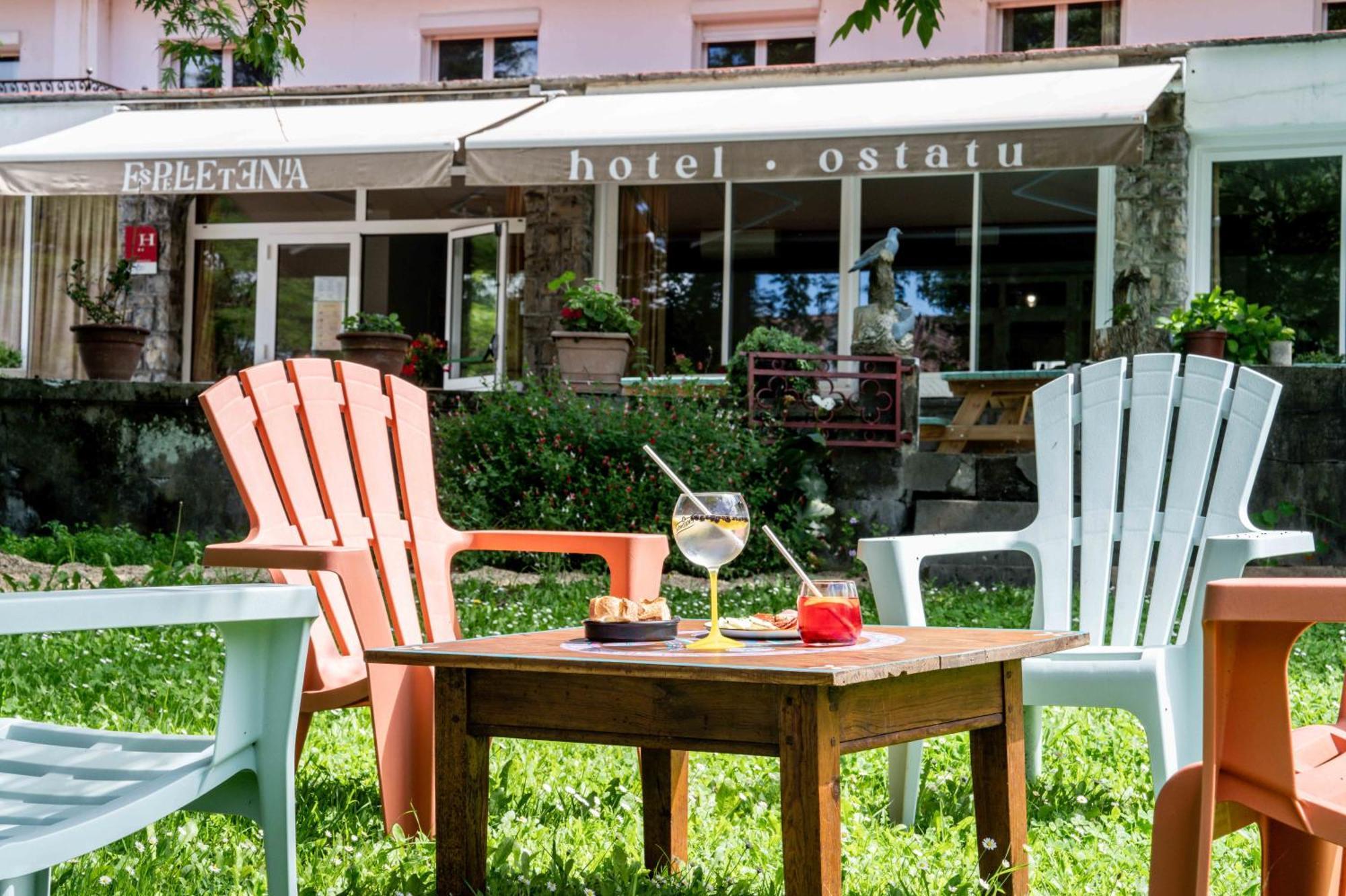 Logis Hotel Restaurant Espelletenia Larceveau-Arros-Cibits Exterior photo